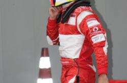 爱游戏-法拉利绝杀梅赛德斯，阿隆索带队取胜