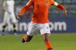 爱游戏中国-包含荷兰力克爱沙尼亚，豪取三分晋级的词条