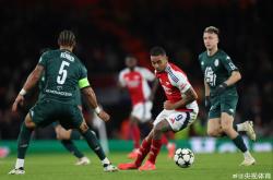 爱游戏-关于阿森纳主场击败布莱顿，连续三轮取得胜利的信息