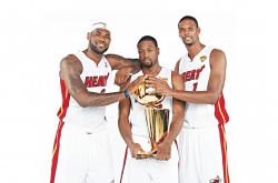 爱游戏官方入口-约基奇关键回合不手软，国王力克魔术，展现MVP级统治力