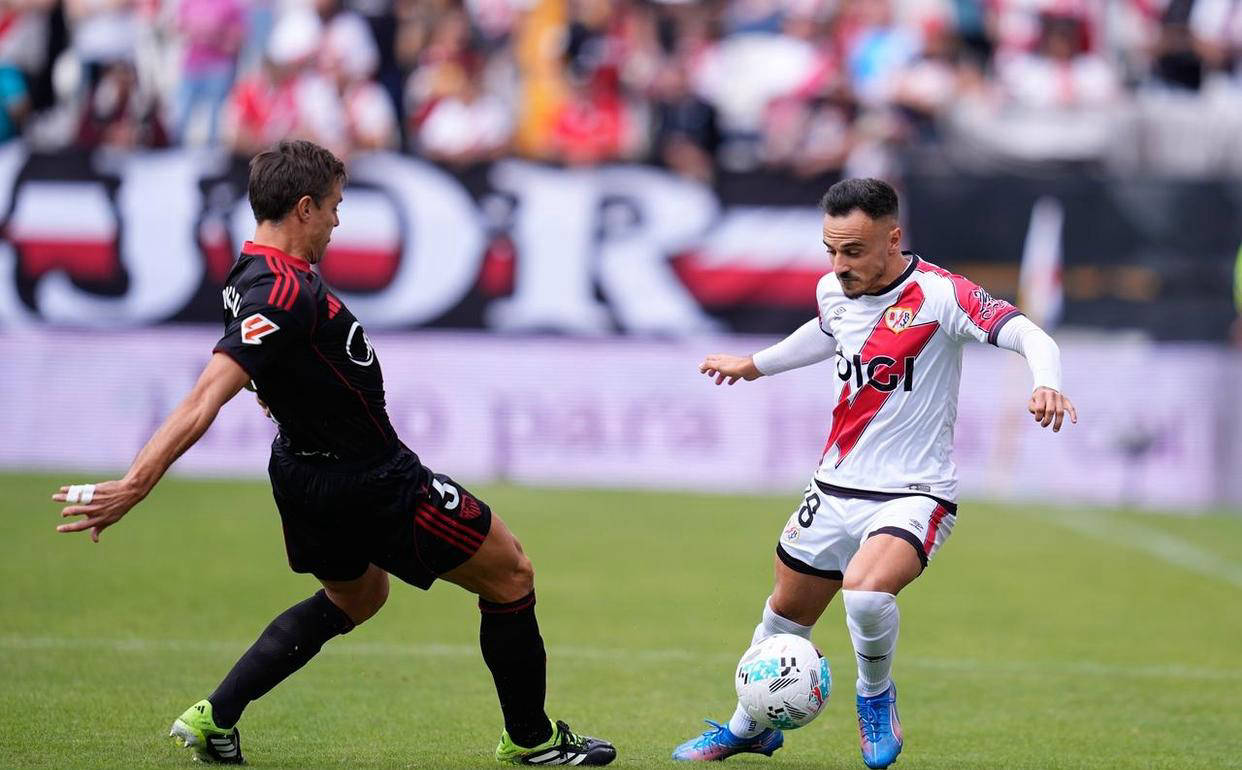 塞维利亚客场击败对手，笑纳三分