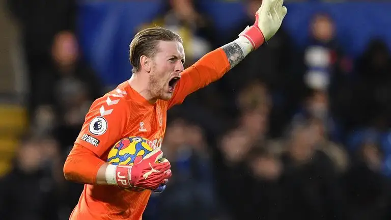 埃弗顿深陷危机，保级形势堪忧的简单介绍