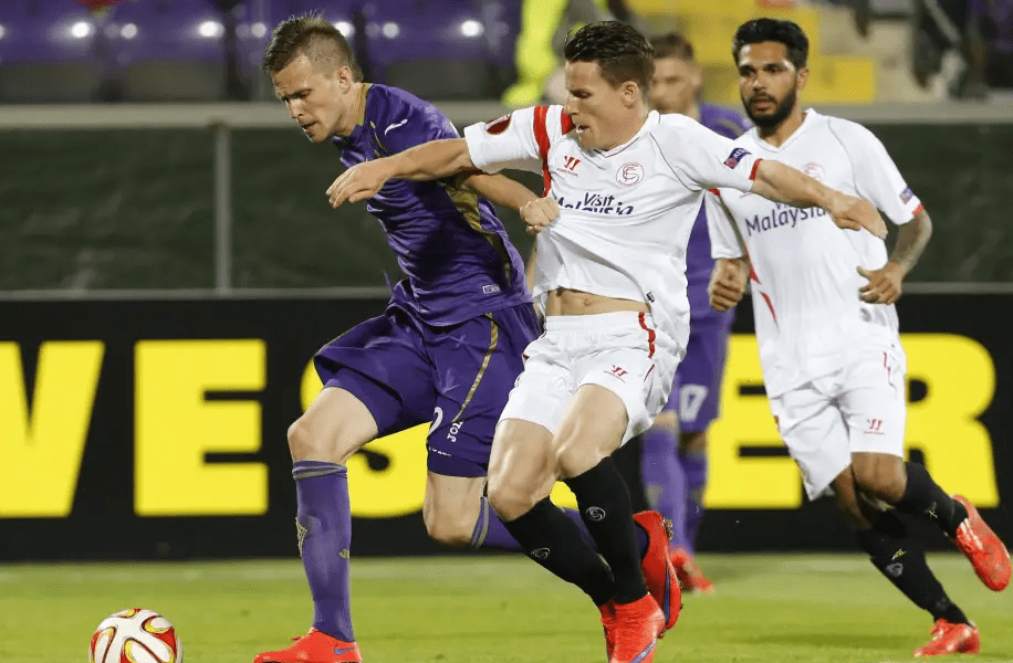 包含瓦拉多利德主场战平塞维利亚，互交白卷的词条