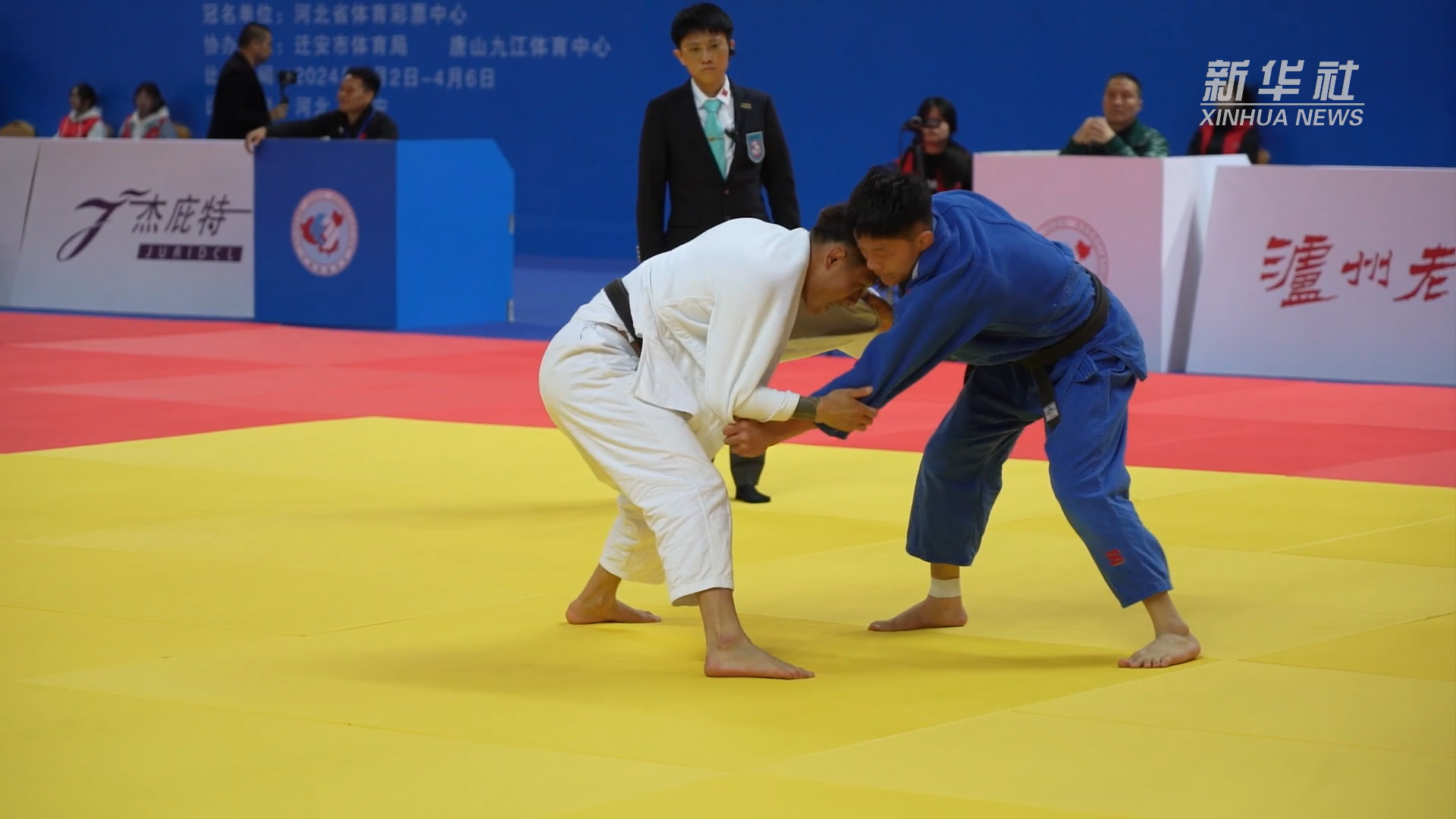 包含创历史：柔道比赛上演新一轮较量的词条