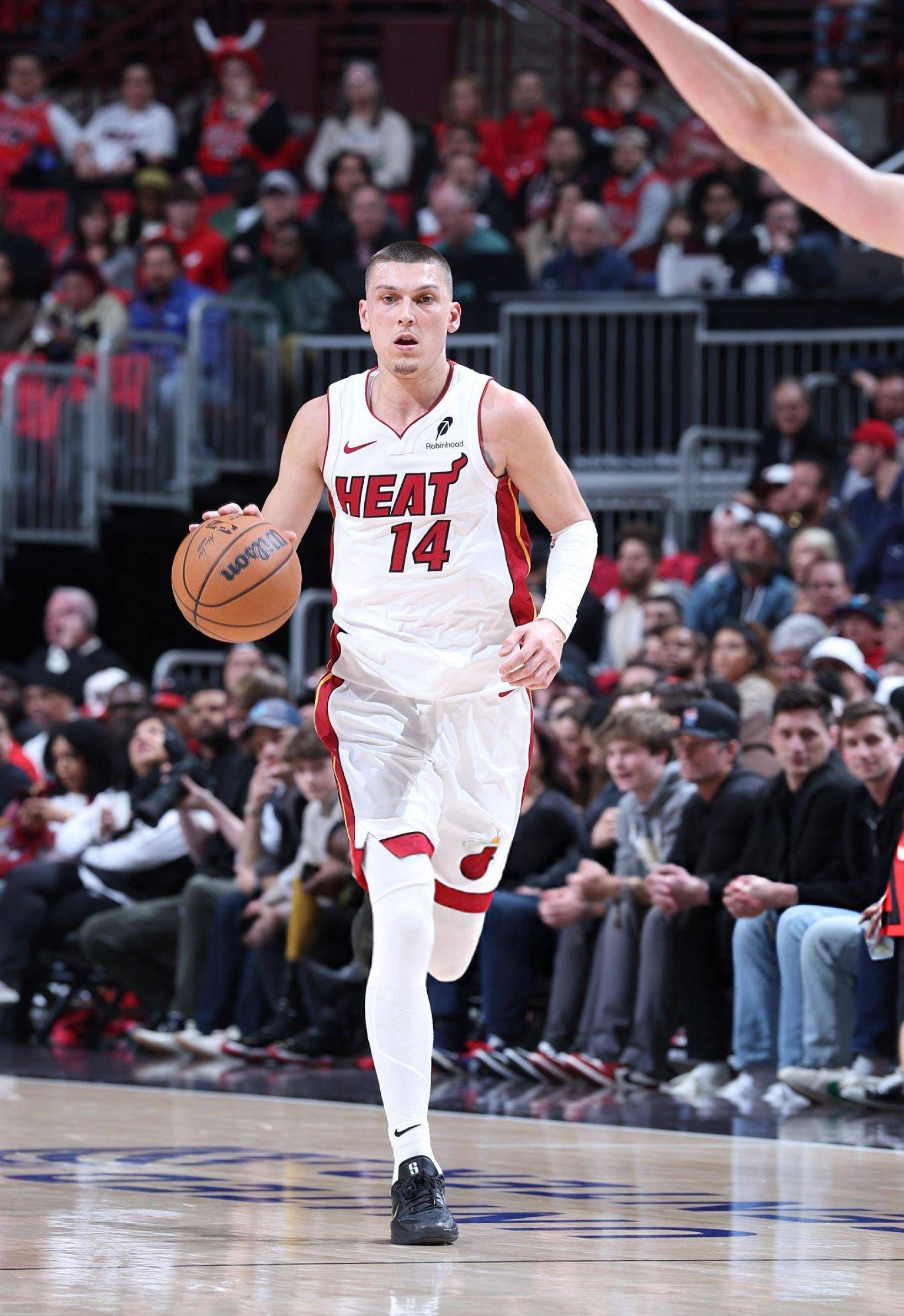 关于公牛强势德国男篮，阿德巴约一己之力扛起全队的信息