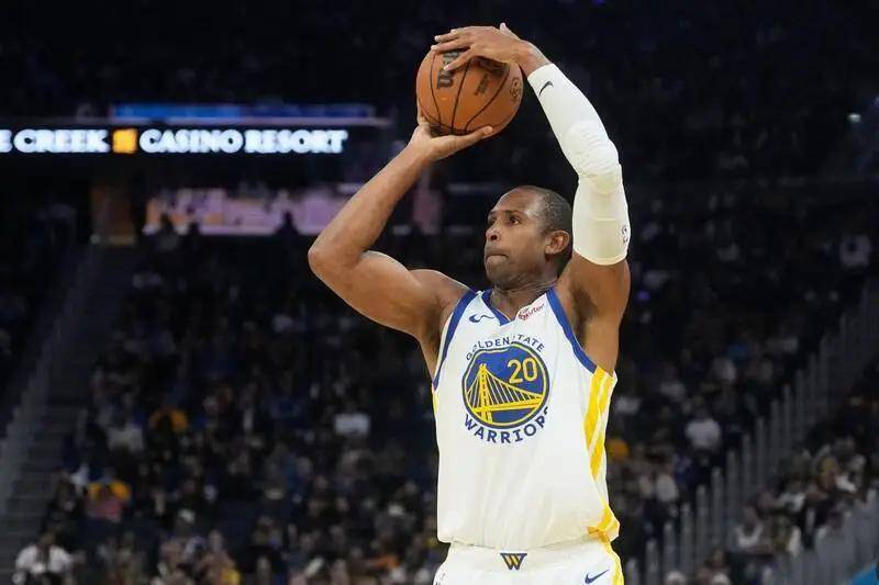 勇士全明星中锋回归，球队士气大涨的简单介绍