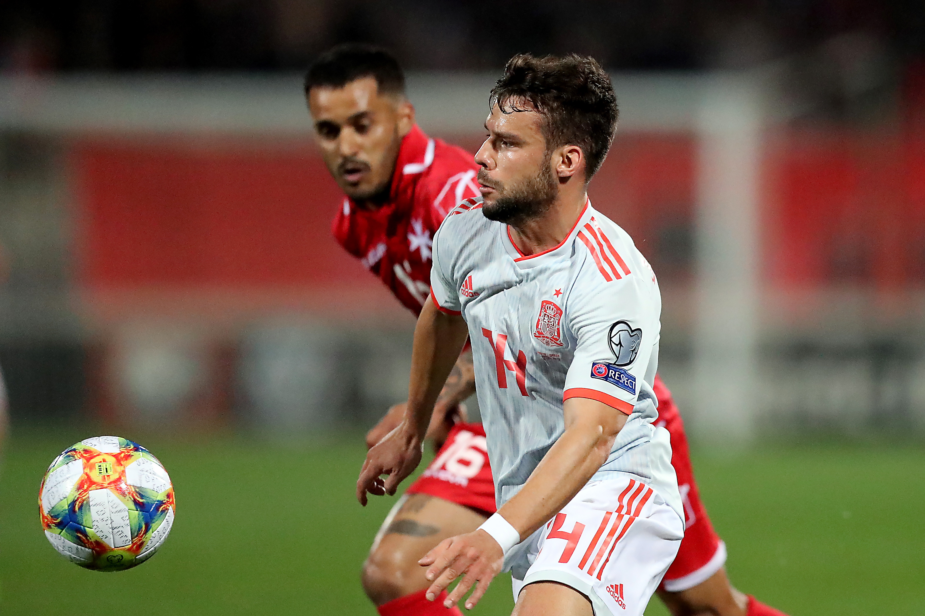 西班牙代表队蓄势待发，意志坚定的简单介绍