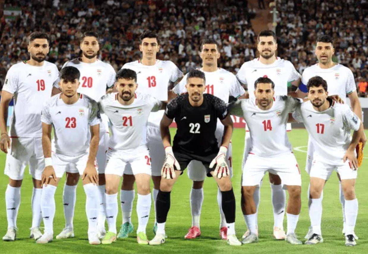 伊朗队获得国际足球比赛亚军