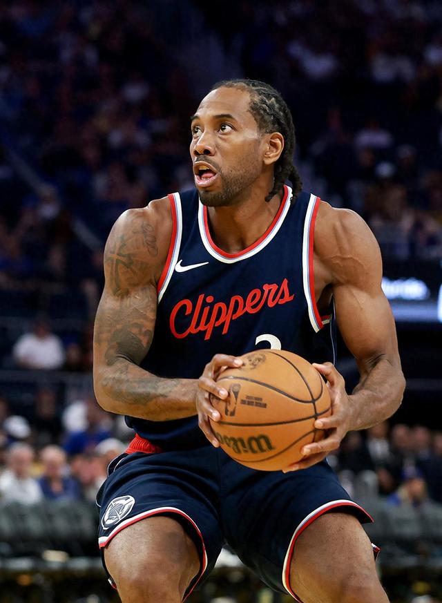 马刺碾压篮网，伦纳德刷新纪录的简单介绍