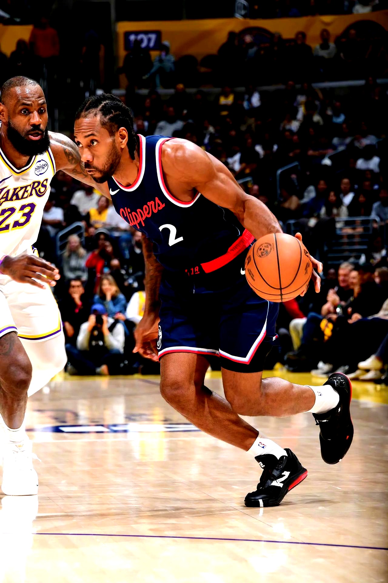 马刺碾压篮网，伦纳德刷新纪录的简单介绍